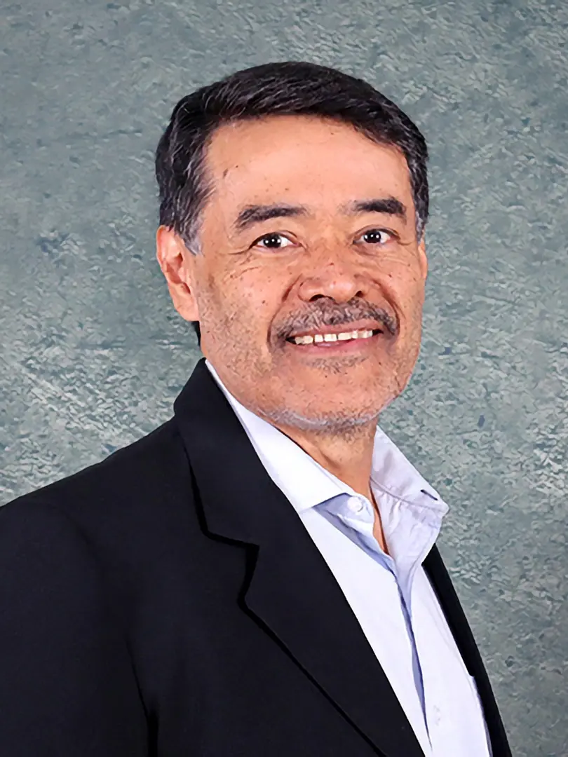 Prof. Vicente Parra Vega
