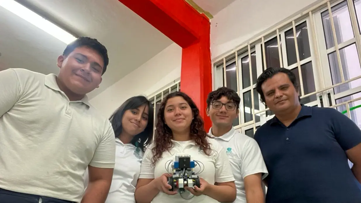 Team Evangelions from Colegio de Bachilleres Plantel Puerto Morelos